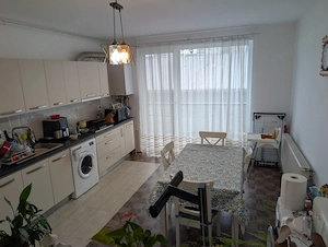 Apartament 2 camere etaj 1, parcare, zona Vivo - imagine 5