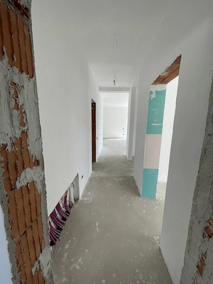 PROPRIETAR! 3 Cam pe Parter! Toate utilitatile! in stadiul actual sau "la CHEIE" - imagine 4