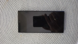 Vand telefon Samsung S24 Ultra