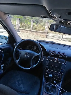 Vând Mercedes C class - imagine 3