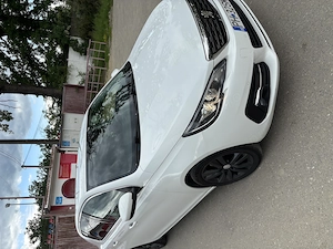 Vând Peugeot 308 