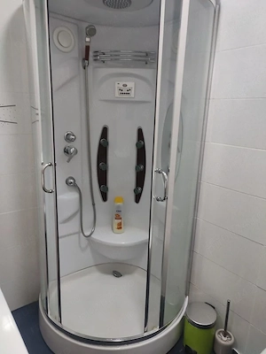 Inchiriez apartament 2 camere confort 1