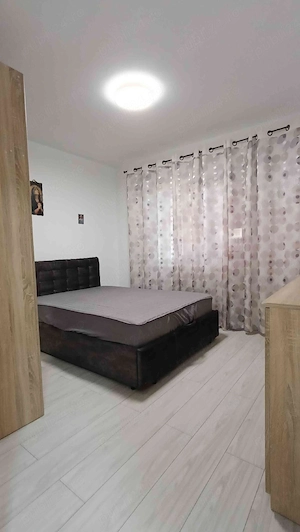 PF vând 2CD+Grădină+terasă+loc de parcare. - imagine 6