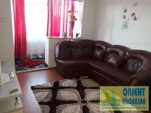 Dacia, de vanzare 2 camere, etaj 2, mobilat - imagine 2