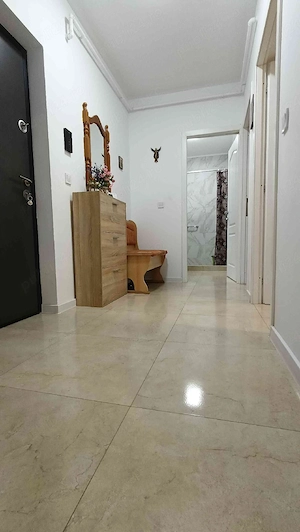 PF vând 2CD+Grădină+terasă+loc de parcare. - imagine 4
