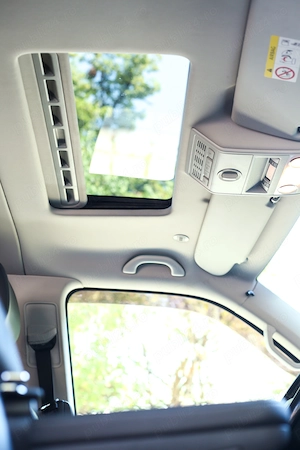Volkswagen Multivan T6 - imagine 7