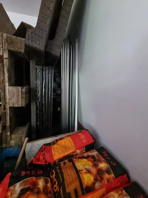 Rafturi si vitrine comerciale magazin, diverse marimi.