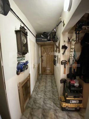 Garsonieră decomandată 30 mp, etaj intermediar cu boxa la subsol. Zona Sens. - imagine 4