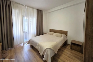 Piata Romana, 4 camere 138 MP total, Etaj 2/9, renovat - utilat, liber - imagine 6