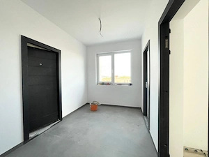 Apartament 3 camere, balcon 18mp - Mosnita Veche - imagine 9