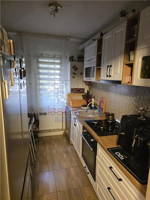 Apartament 3 camere, parter, mobilat si utilat - Podu Ros - imagine 4