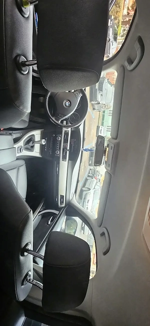 BMW 318d 2009 - 3400e - imagine 3