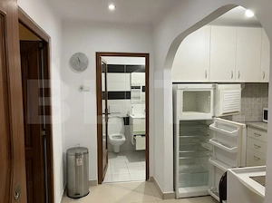 Oportunitate, apartament 2 camere, complet renovat, zona: Centrala - imagine 7