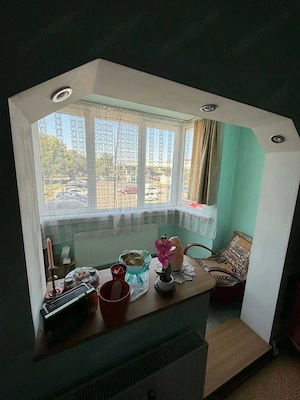 Apartament cu 3 camere de vânzare în Brașov, Str. Gloriei nr. 6 - imagine 2