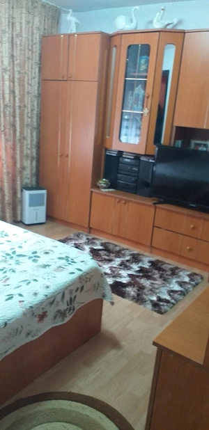 Vând apartament 2 camere - imagine 5