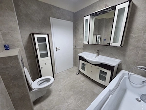 Închiriez apartament 3 camere lux 107 mp - imagine 6