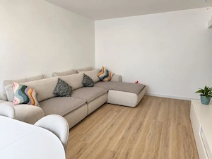 Tomis III  |  Apartament 3 camere  |  Renovat  - imagine 2