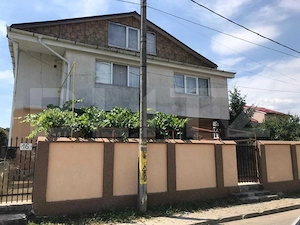 Vila individuala 200 mp si curte de 600 mp in zona Manta Rosie