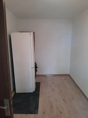Vand apartament(Fara agentie) - imagine 8