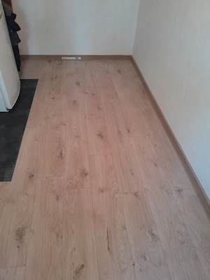 Vand apartament(Fara agentie) - imagine 9
