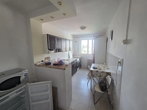 Apqrtament 3 camere de vanzare - imagine 4