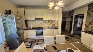 Apartament cu 3 camere de vanzare, 61,42 mp + loc de parcare, Butterfly 2 - imagine 4