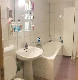 Inchiriere Apartament 2 Camere Decomandat Eroii Revolutiei - imagine 8