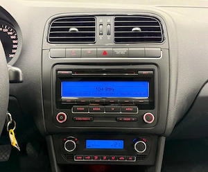Volkswagen Polo 1.6 TDI Trendline - imagine 14