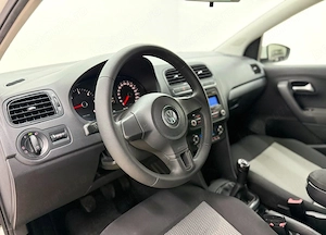 Volkswagen Polo 1.6 TDI Trendline - imagine 12