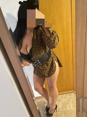 Party La mine sau la Hotel  fac si Dominare soft&Hard Caut colega 