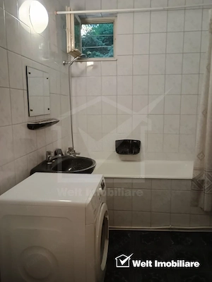 De vanzare un  apartament cu 3 camere confort LUX - imagine 13