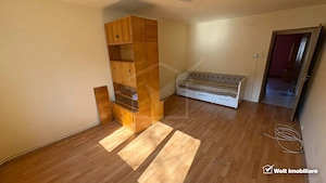 Apartament 2 camere, Plopilor, etaj 1, camere decomandate, centrala proprie !  - imagine 2