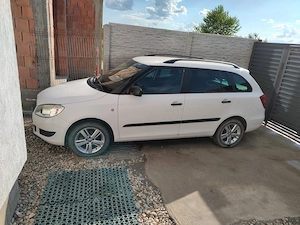 Vând Skoda Fabia 3000 Euro