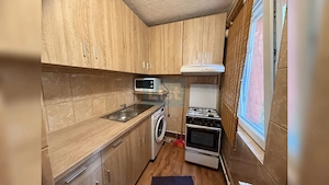 APARTAMENT 3 CAMERE DE VANZARE ,CARTIER CRAIOVITA NOUA -ZONA MATERNA - imagine 5