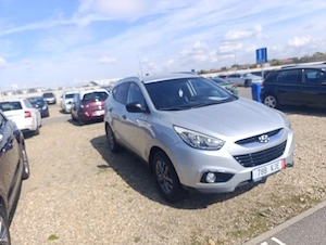 Vand schimb Hyundai Ix35 2.0 benzina163cp, 4x4 ,Octombrie 2015  - imagine 8