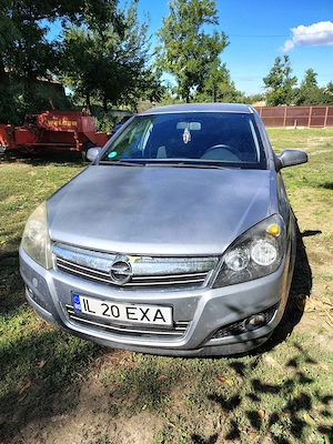 Vând Opel Astra h 1.6 cu gpl