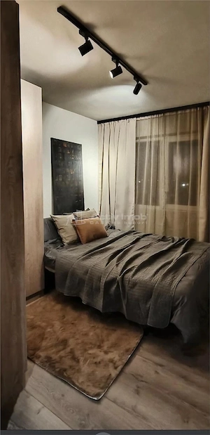 3 cam - zona Romanilor