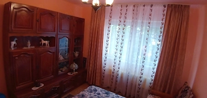 Inchiriez apartament 2 camere zona Vasile Aaron - imagine 9