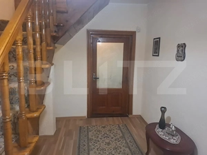 PROPRIETATE DEOSEBITĂ ÎN LUNGULEȚU – CASĂ TIP CONAC, 12 CAMERE, 1.000 MP TEREN - imagine 4