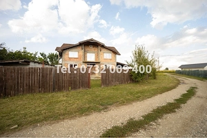 Casa la roșu P+M 219mp + Anexa , Teren 475 mp , Deschidere 40 m, Brașov , Comuna Halchiu  - imagine 8