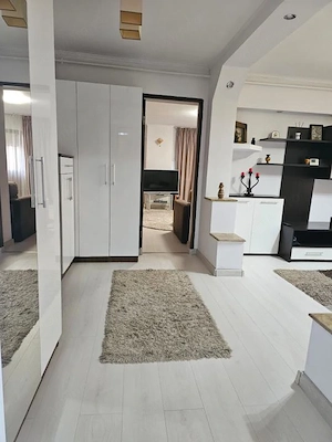 Apartament 2 camere DECOMANDAT | Balcon 18 MP | Renovat 2024 | Lift |  - imagine 14