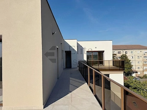 Penthouse cu terasă de 67 mp  - imagine 9