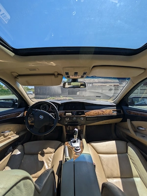 BMW Seria5 520d - imagine 7