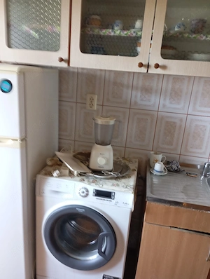 Vand ap. 2 camere decomandat zona CET - imagine 3