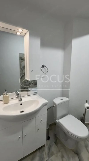 Apartament 3 camere | Ultracentral | Magheru | Centrală proprie | - imagine 11