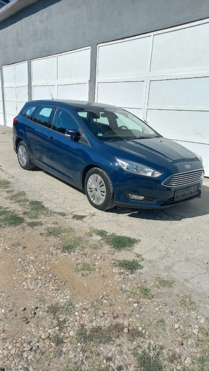 ford focus  - imagine 4