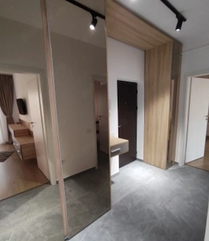 zona buna in ARAD ofer in chirie apartament cu 2 camere - utlat - imagine 5