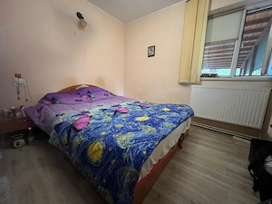 Vând casă mansardată 5 camere cu 2 băi - imagine 6