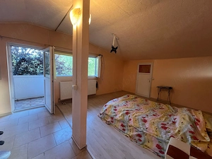 Vând casă mansardată 5 camere cu 2 băi - imagine 9