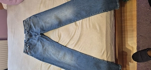 Vand blue jeans firma Lee Cooper pt adolescenti.